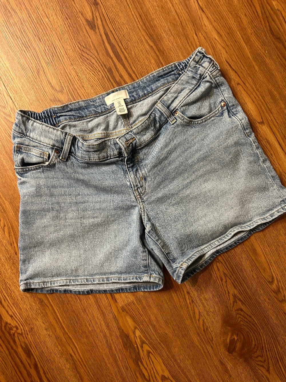H&M mama denim shorts